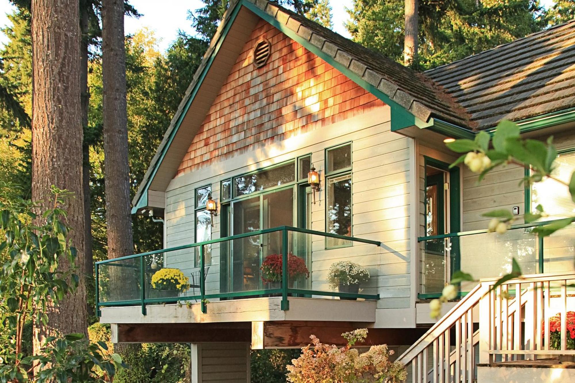 The Quintessa Cottage Clinton Esterno foto