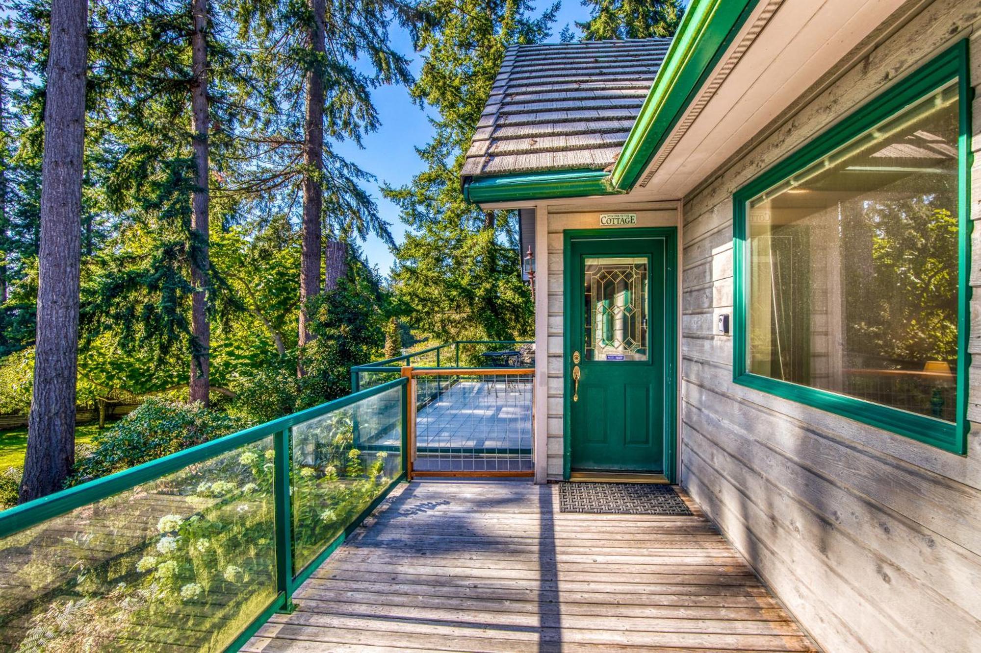 The Quintessa Cottage Clinton Esterno foto