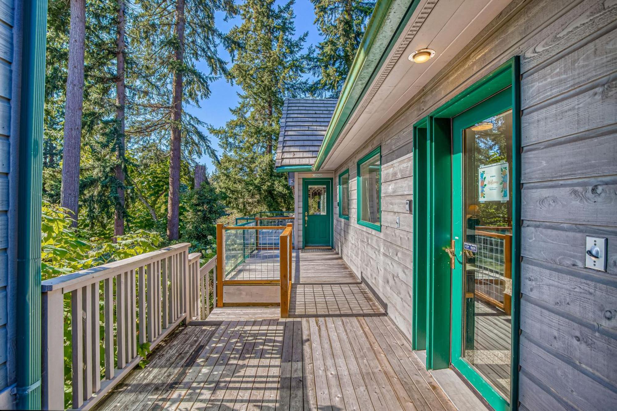 The Quintessa Cottage Clinton Esterno foto